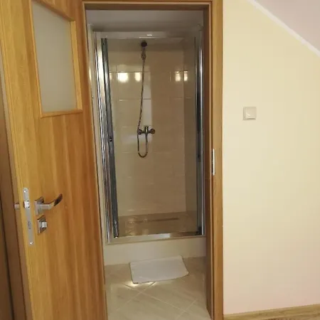 Quarto em Acomodações Particulares Pod Debem