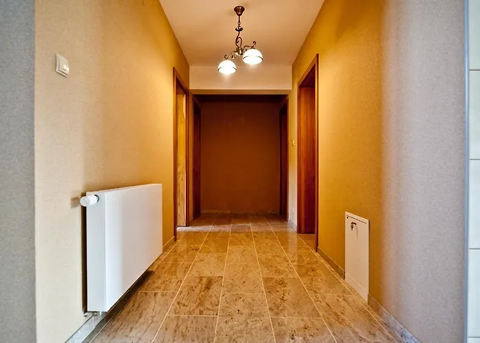 Pod Debem منزل للإقامة