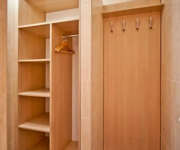 Pod Debem منزل للإقامة Rozewie